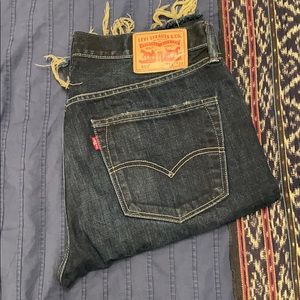 Levi’s 501 dark wash cropped